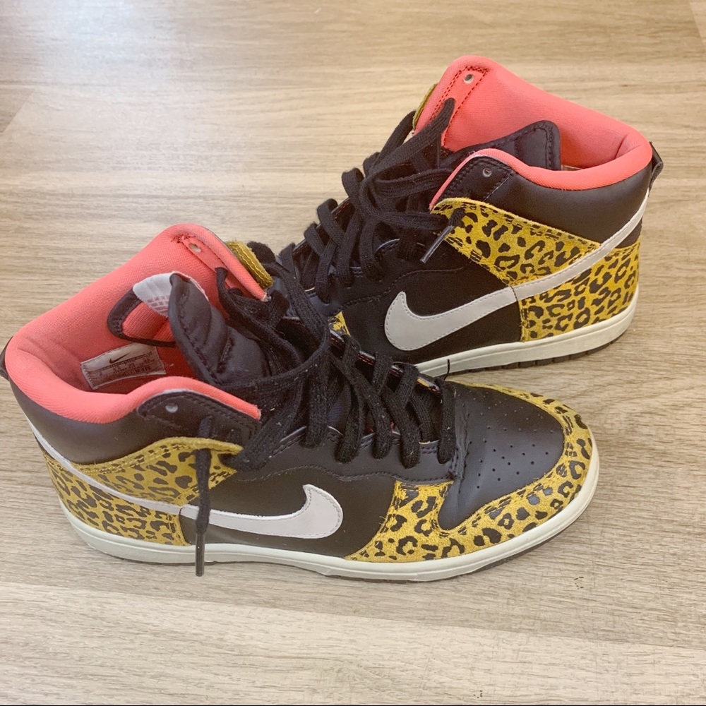 Nike Dunks leopard print and color block size 8.5